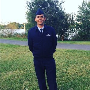 Meet your Posher, Esau