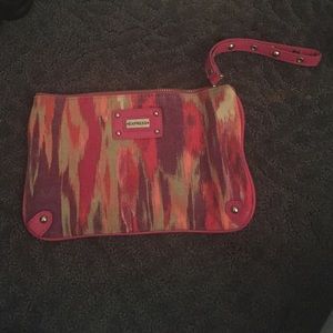 Patterned wristlet