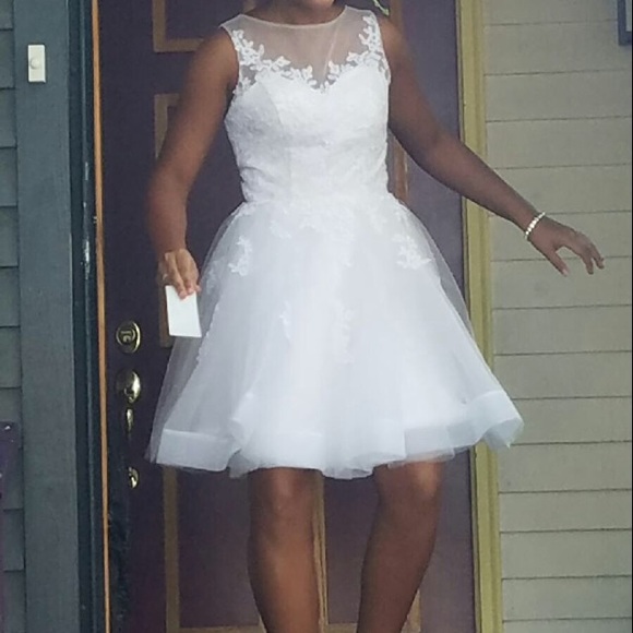 White Formal/Wedding/Homecoming dress.