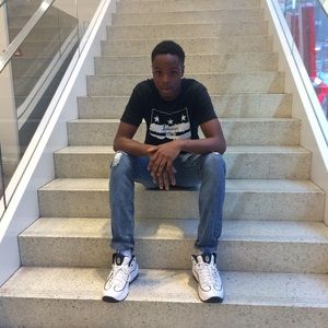 Meet your Posher, Eric