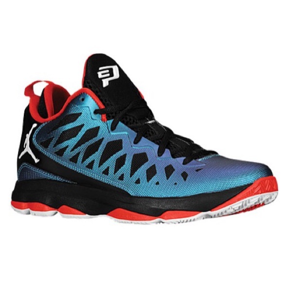 Authentic JORDAN Sneakers CP3.VI