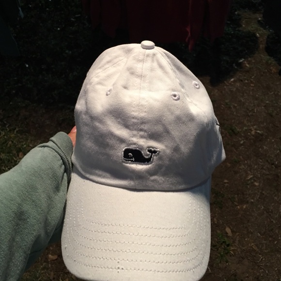 Vineyard Vines hat