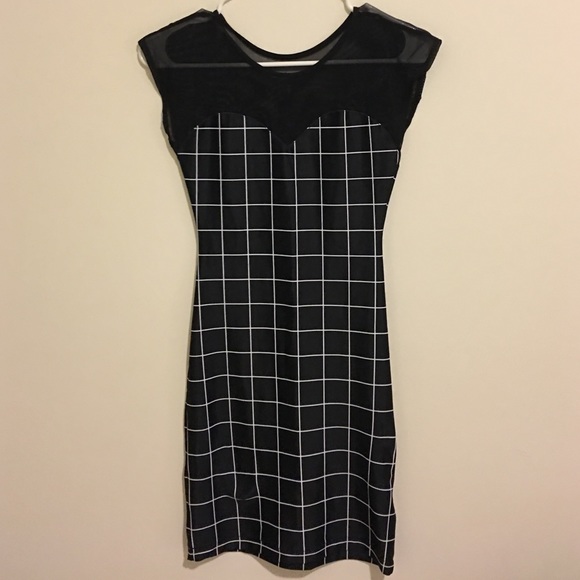 Bodycon mesh checkered dress