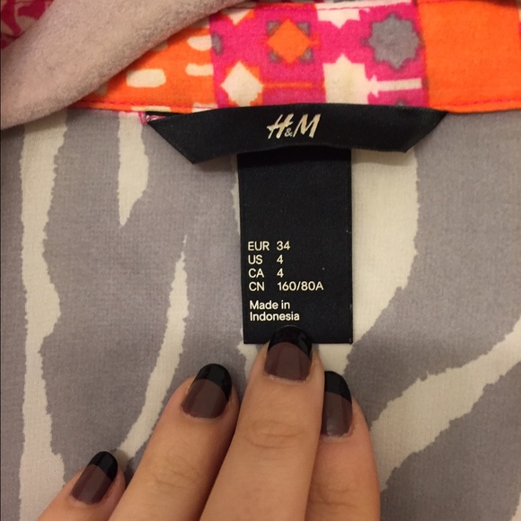 H&M Colorful Button Down - Picture 2 of 2