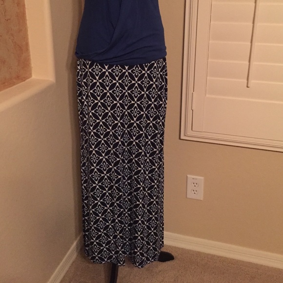 Cute blue and white maxi skirt, side slits , small