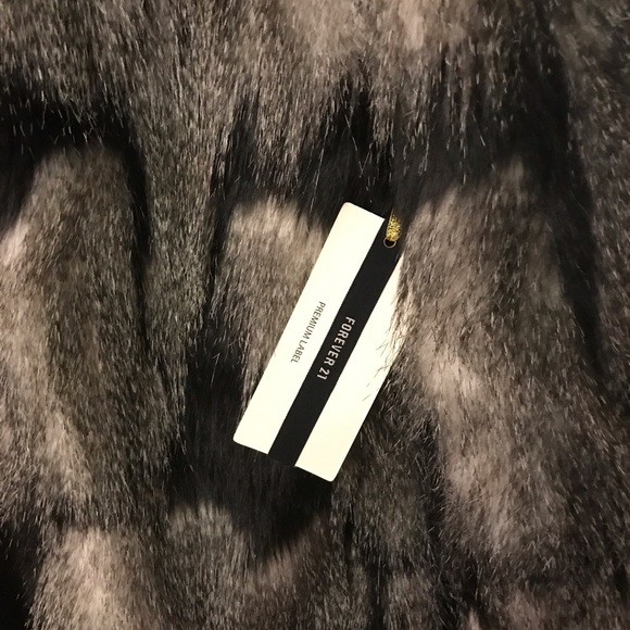 🚫SOLD🚫 Forever 21 coat