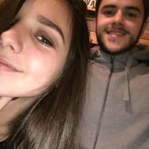 Meet your Posher, Ema