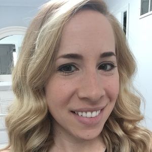 Meet your Posher, Alaina