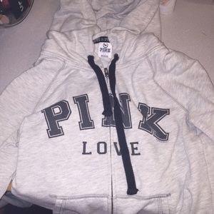 💚Brand new PINK sweater💚