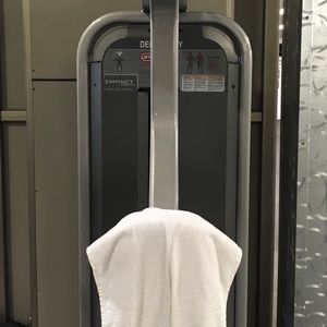 Meet your Posher, Max