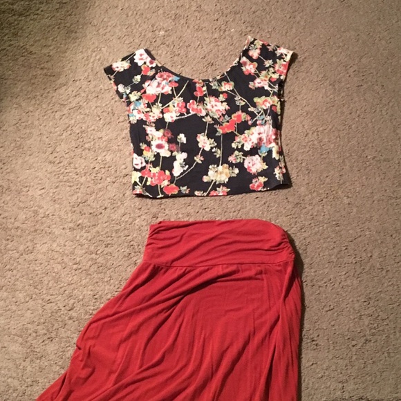Lush crop T