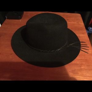 Black wool hat