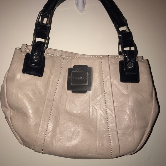 Calvin Klein mini purse - Picture 1 of 2