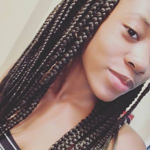 Meet your Posher, Dashea