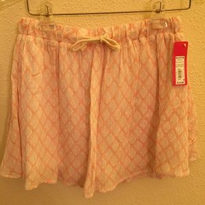 Xhilaration pale pink and cream skirt/shorts ($5 or 2 items for $9)