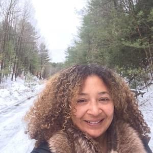 Meet your Posher, Carla