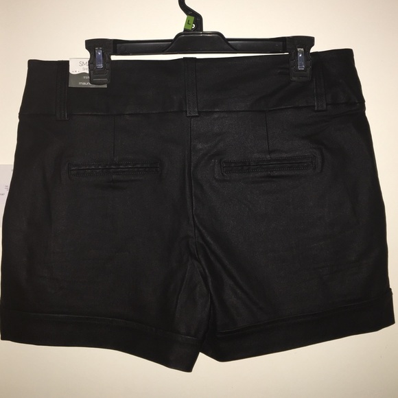 Shorts - Picture 2 of 3