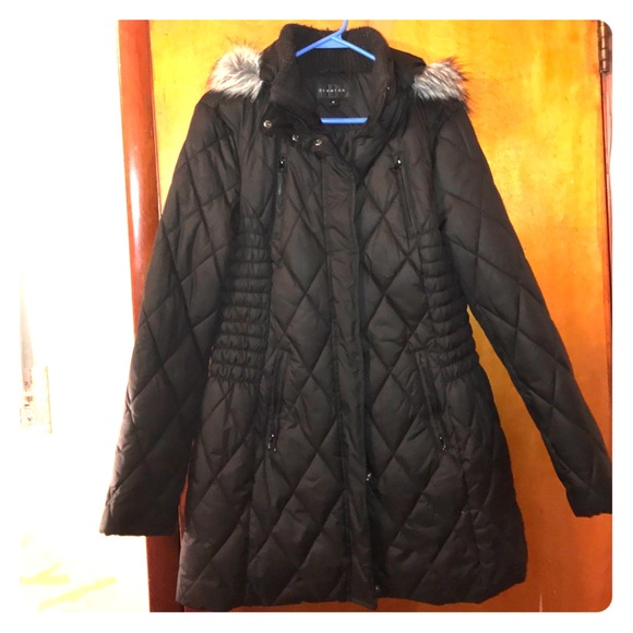 Black winter coat with gray faux fur hood !