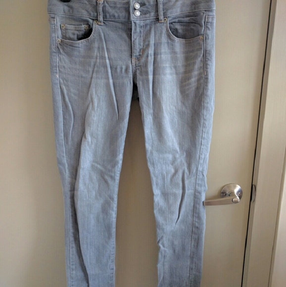 AE Super Skinny Jeans