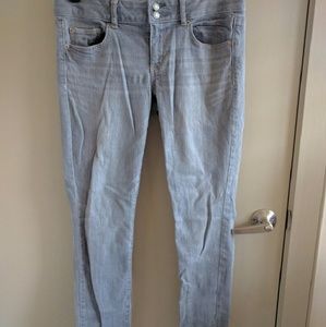 AE Super Skinny Jeans