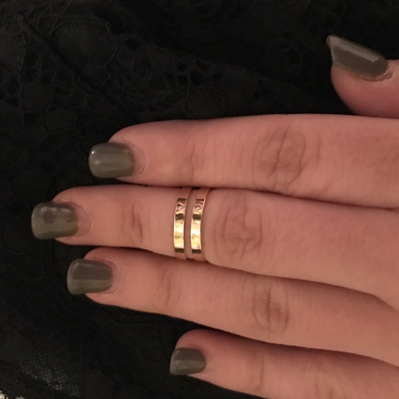 Gold mid ring
