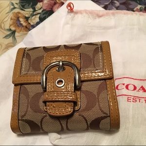 Signature Coach wallet