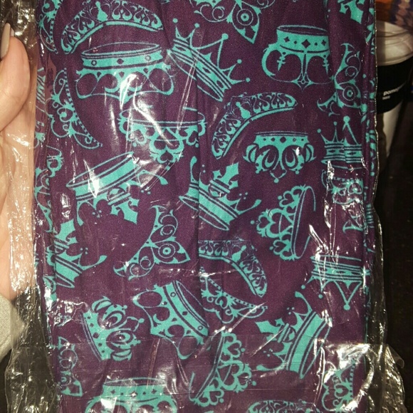 LuLaRoe OS Crown Leggings