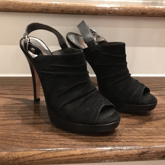 Michael Kors Shoes - Michael Kors Slingback heel