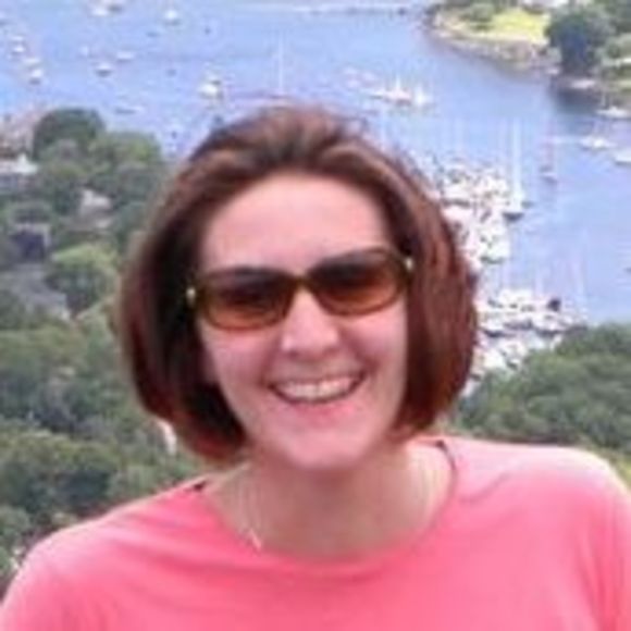 Meet your Posher, Holly