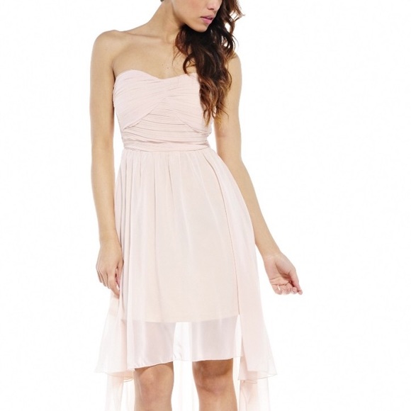 🌷 🆕 {AX Paris} • blush strapless dress