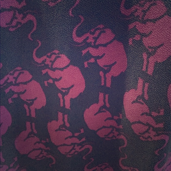 Elephant 🐘Cassie Lularoe skirt lg 🦄