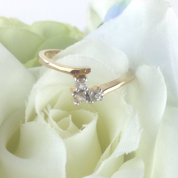 Jewelry - Diamond & gold ring Jewelry - Diamond & gold ring