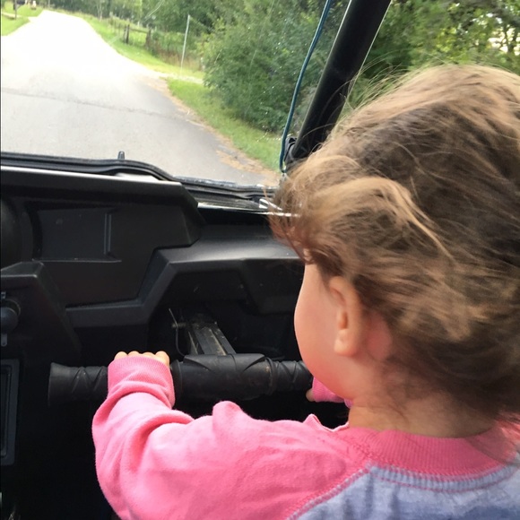 Meet your Posher, Hannah - Picture 1 of 1