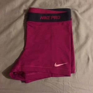 nike pro size large shorts