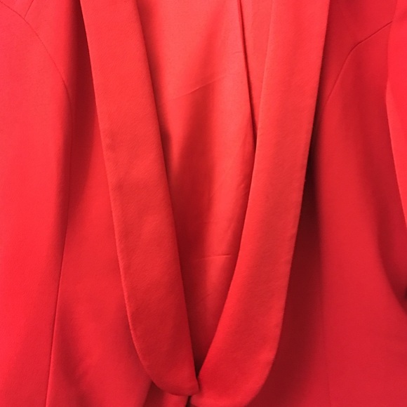 Cache Red jacket - Picture 3 of 4