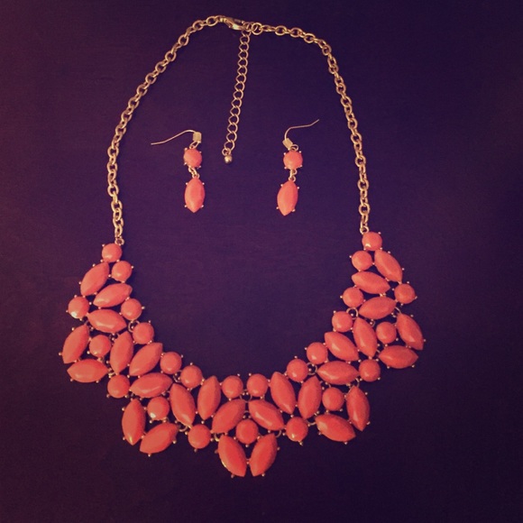 Coral Statement Necklace & Matching Earrings