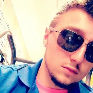 Meet your Posher, Zach