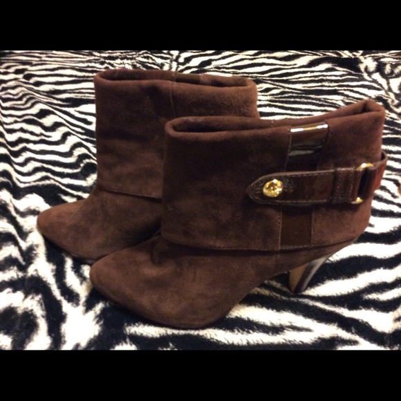 Antonio Melani gently used leather booties.