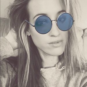 Meet your Posher, Aisha