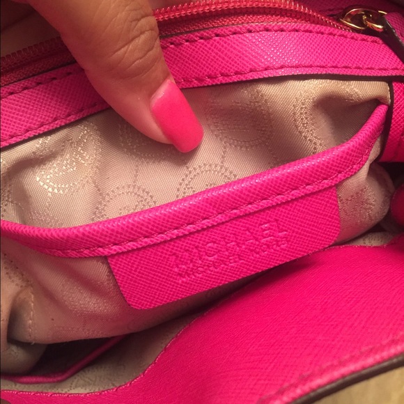 Michael Kors Hamilton Tote Large Raspberry - Picture 3 of 4