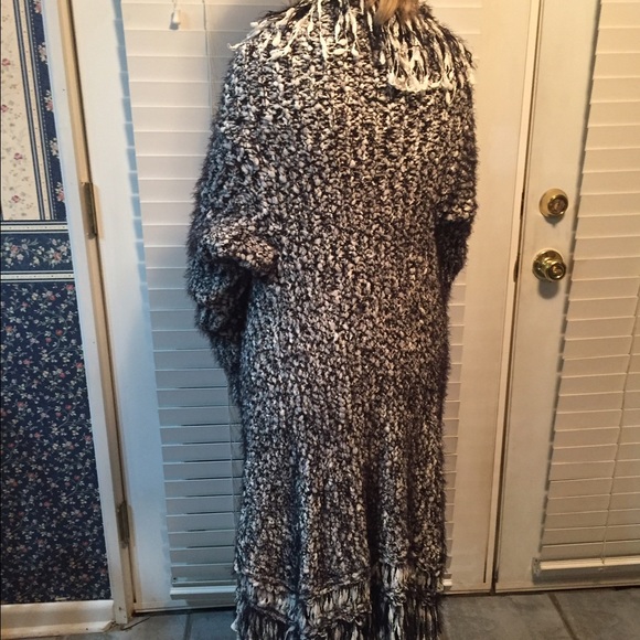 Long Sweater Size Small - Picture 2 of 3