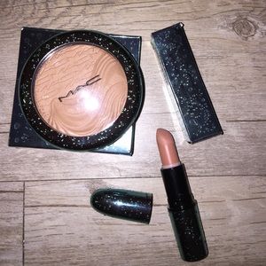 MAC Cosmetics Alluring Aquatic Lot