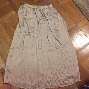 Satin/silky skirt with side split