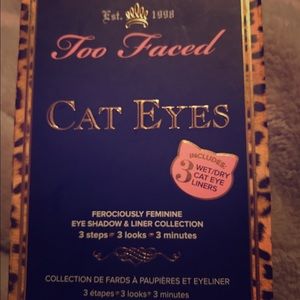Too Faced Cat Eyes Eyeshadow Kit