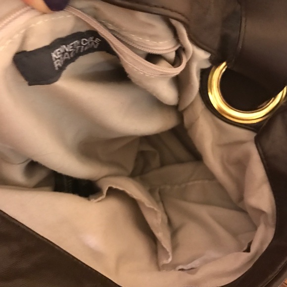Kenneth Cole champagne tote/ satchel vguc - Picture 4 of 4