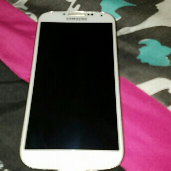 Samsung Galaxy S4 - Picture 1 of 3