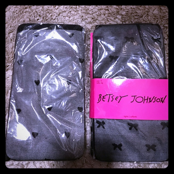 Betsey Johnson heart and bow tights