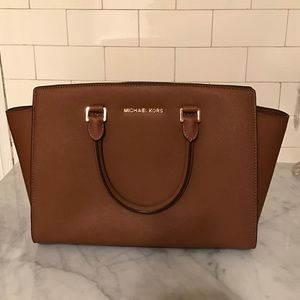 Michael Korda Selma Bag - Brown