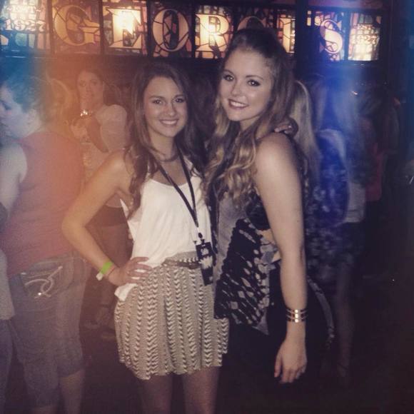 Meet your Posher, Emily