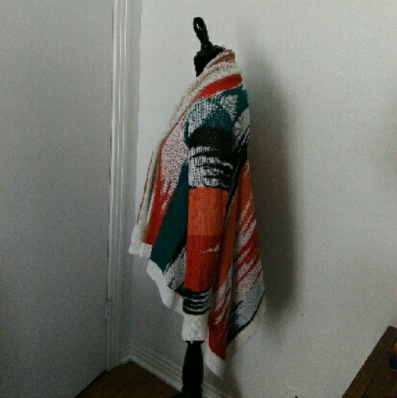 Sz M SW Design Sweater - Picture 2 of 7